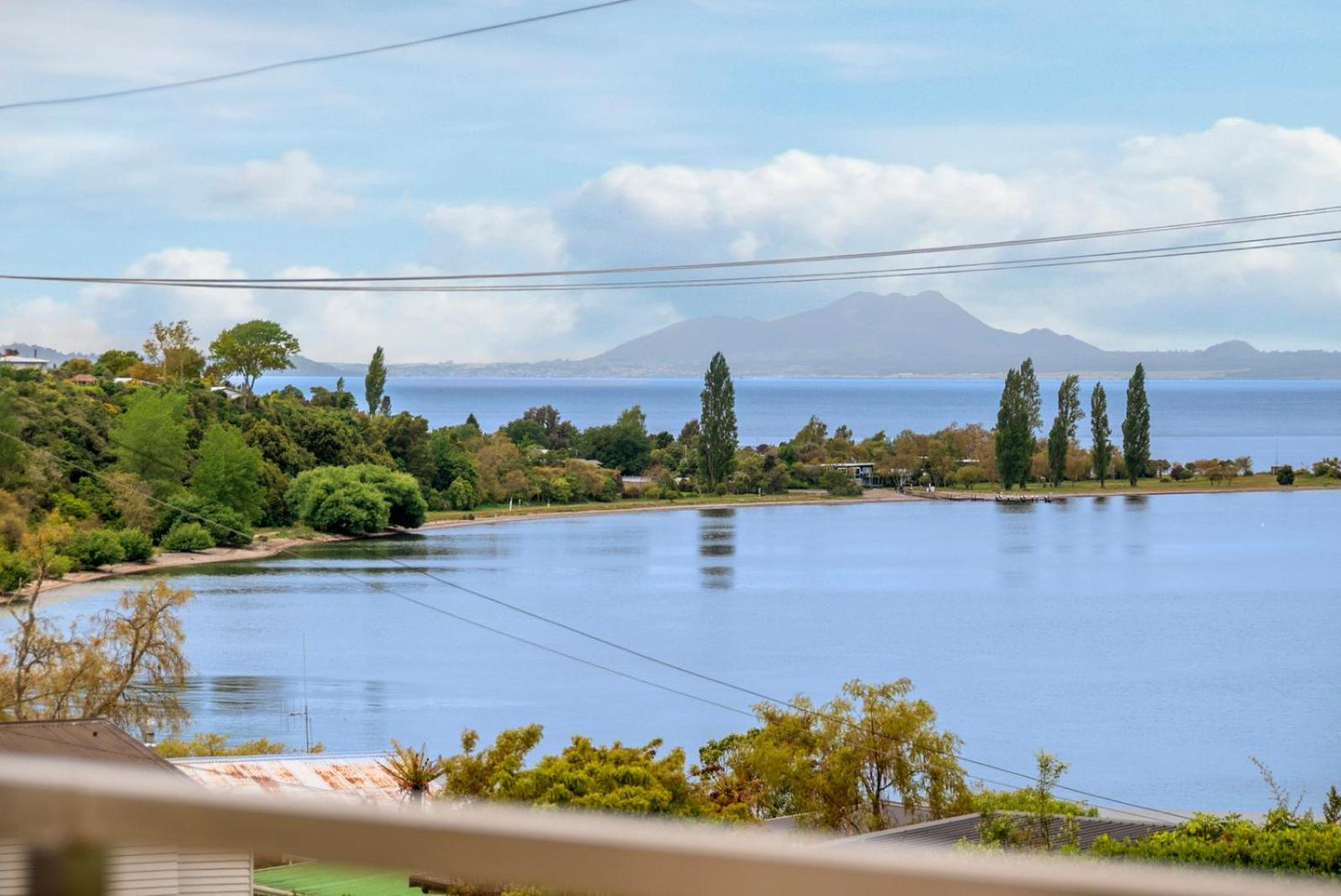 I See The Lake - Omori Holiday Home Kuratau Εξωτερικό φωτογραφία